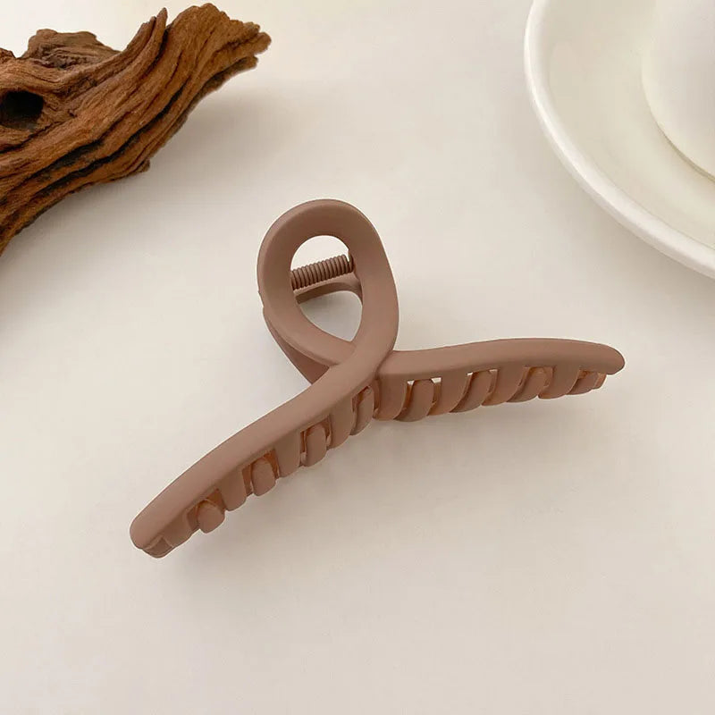Women Elegant Brown Beige Flower Geometric Hair Claw Lady Temperament Solid Hair Clip Toothed Hairpin Fashion Hair Accessories