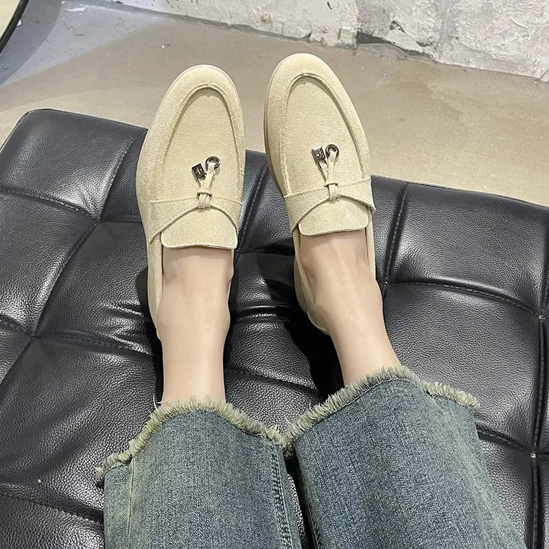 Women's flat sports casual shoes Spring and autumn thick soled suede loafers casual women walking non-slip women's casual shoes